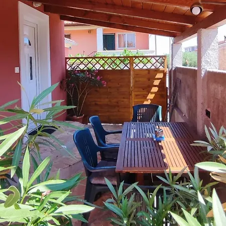 شقة Cozy With Outdoor Bbq And Yard *